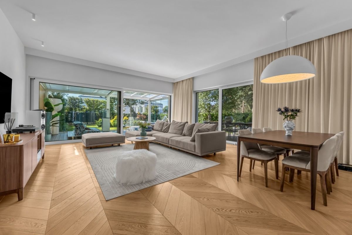 Dom 4 pokojowe na Sprzedaż