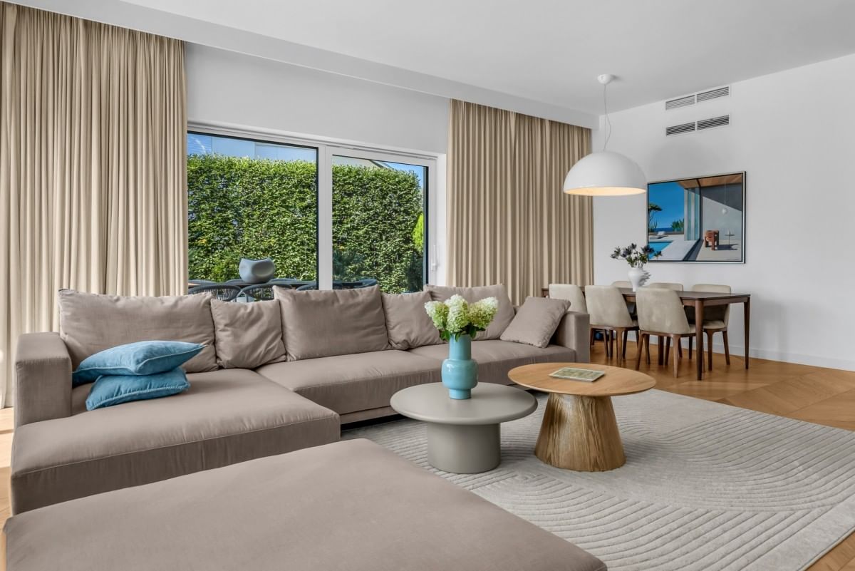 Dom 4 pokojowe na Sprzedaż