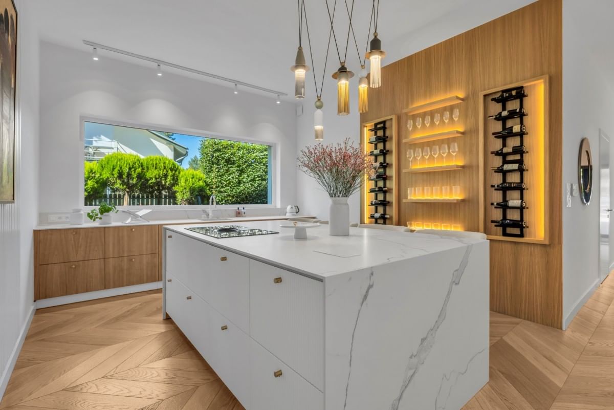 Dom 4 pokojowe na Sprzedaż