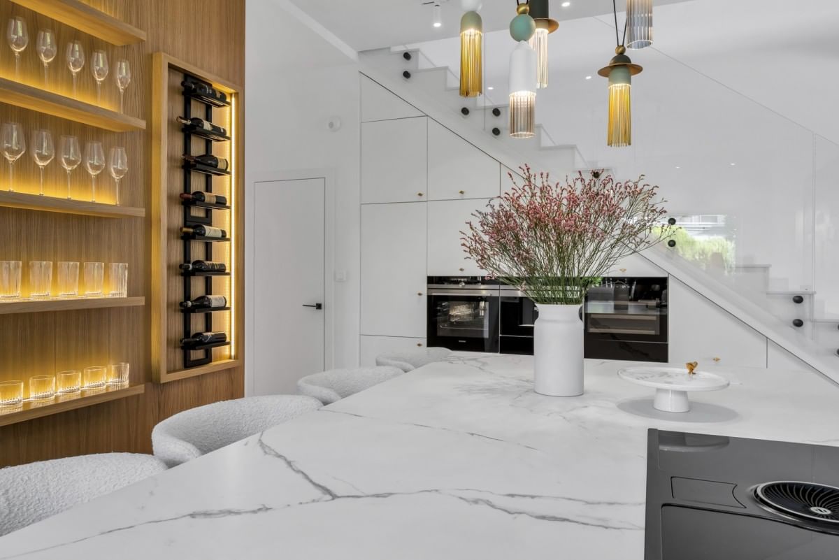 Dom 4 pokojowe na Sprzedaż