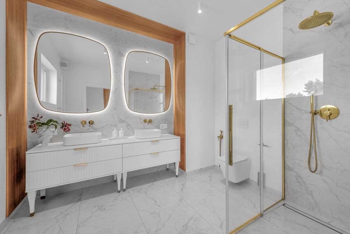 Dom 4 pokojowe na Sprzedaż