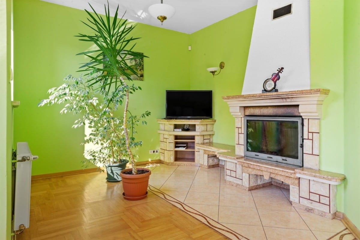 Dom 6 pokojowe na Sprzedaż