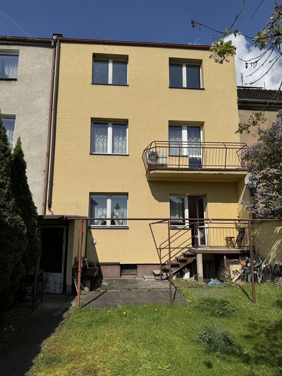 Dom 6 pokojowe na Sprzedaż