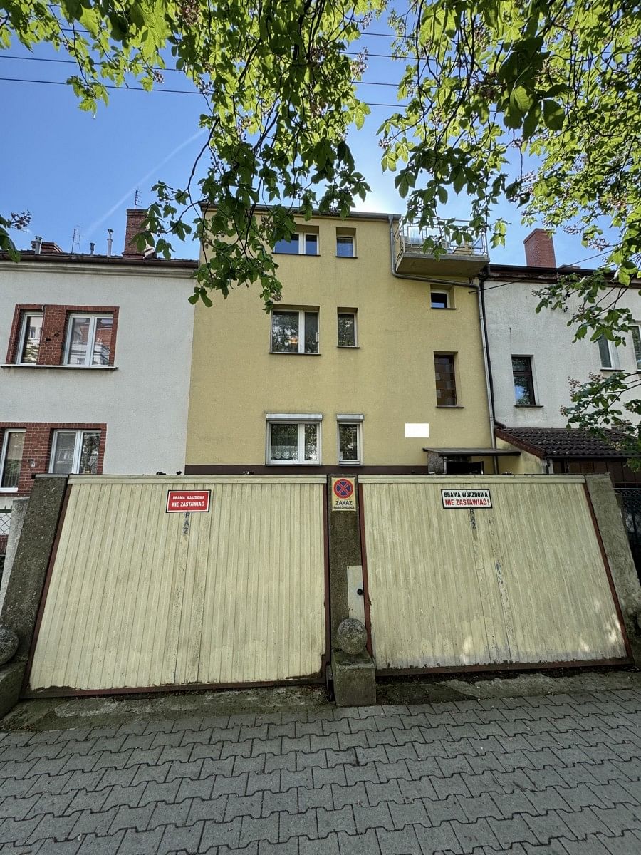 Dom 6 pokojowe na Sprzedaż