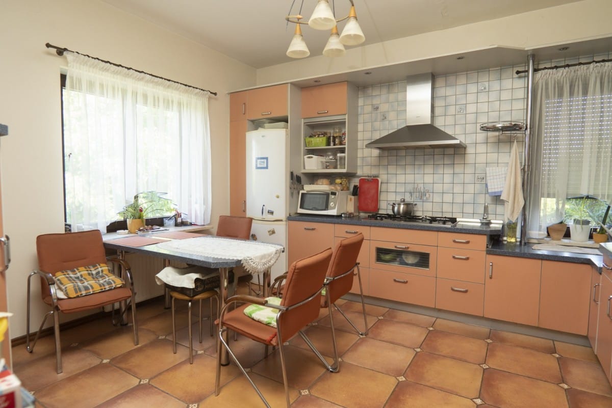 Dom  pokojowe na Sprzedaż