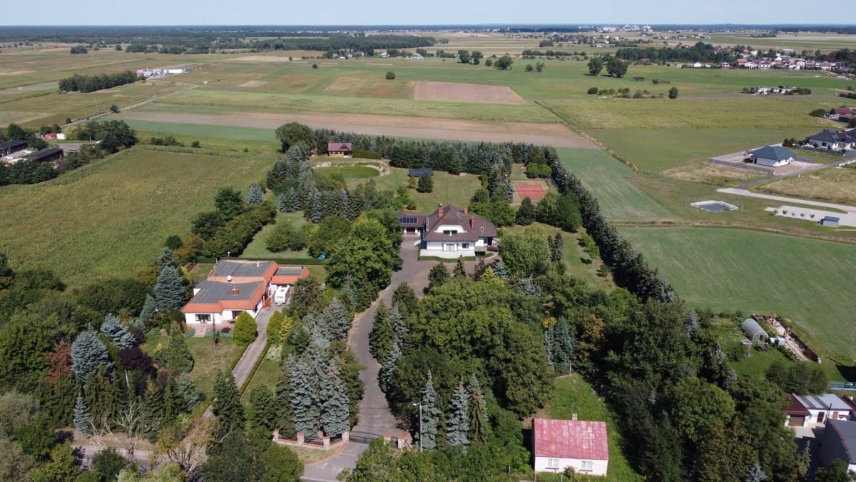 Dom  pokojowe na Sprzedaż