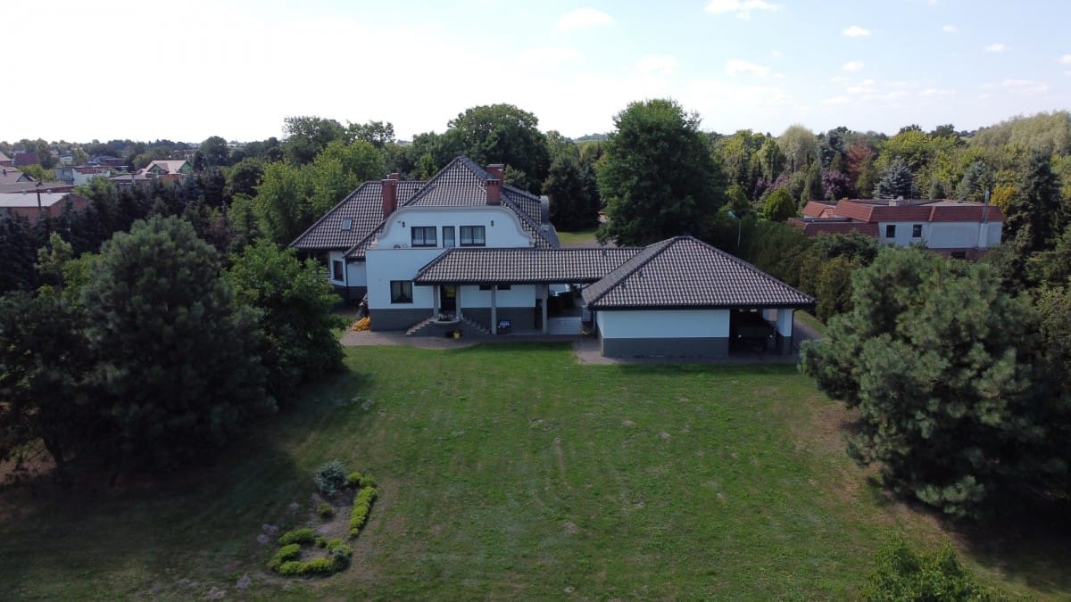 Dom  pokojowe na Sprzedaż