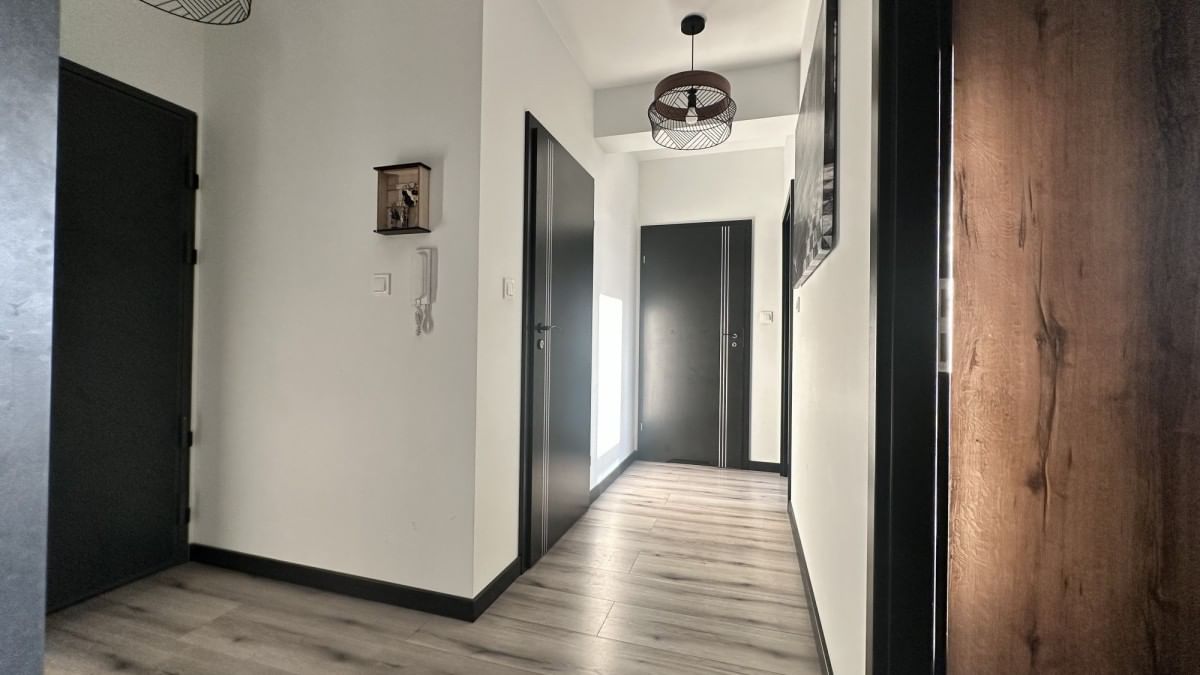 Mieszkanie 3 pokojowe na Sprzedaż
