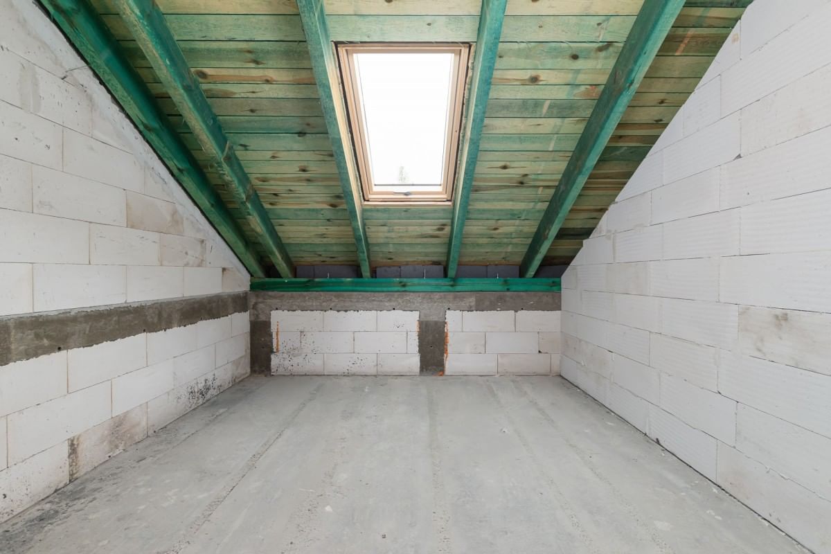 Dom 6 pokojowe na Sprzedaż