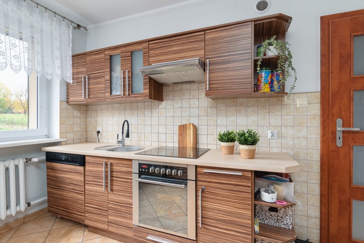 Dom 4 pokojowe na Sprzedaż