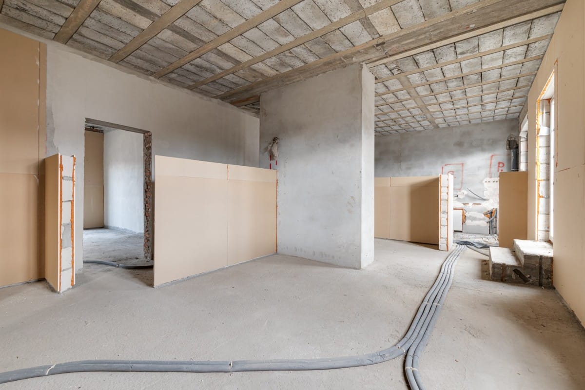 Dom 52 pokojowe na Sprzedaż