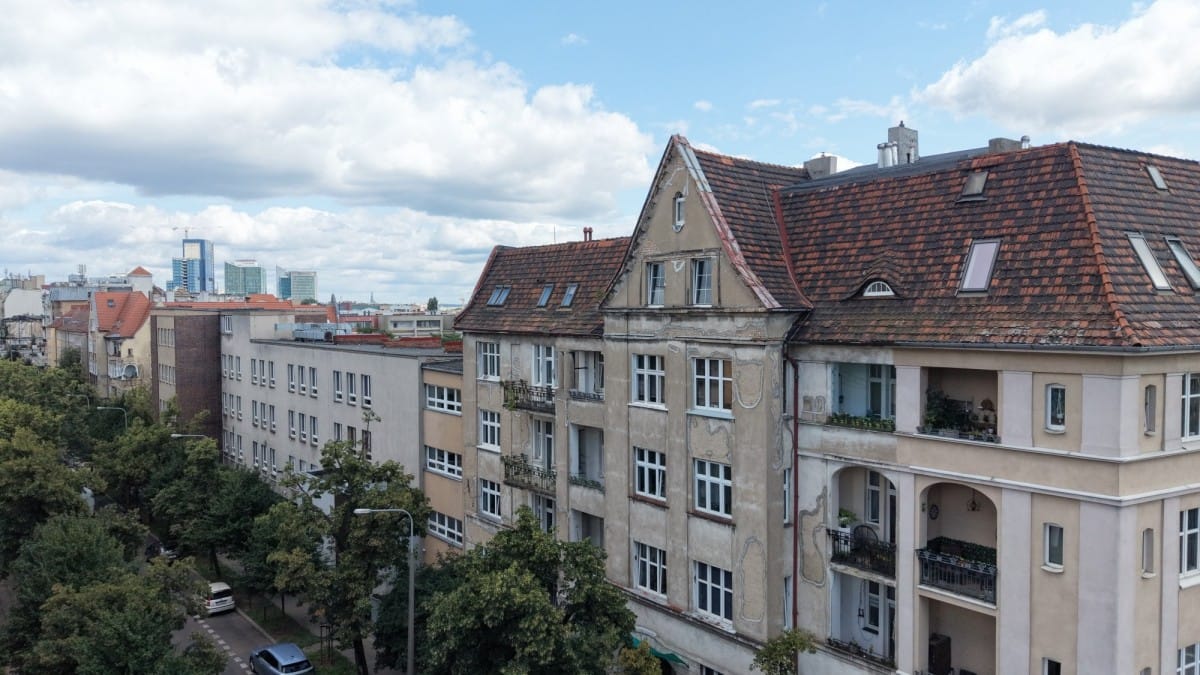 Mieszkanie 9 pokojowe na Sprzedaż