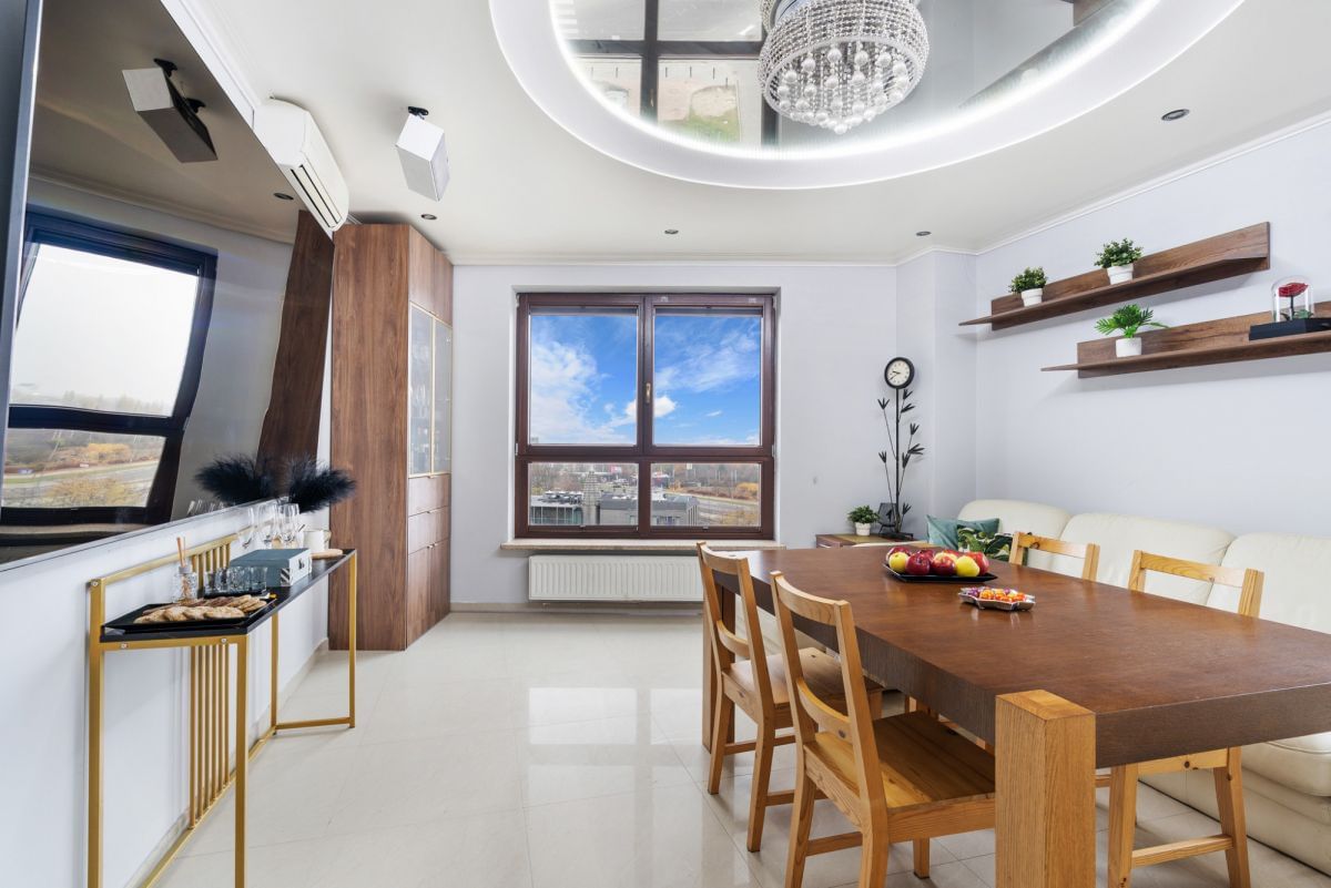 Mieszkanie 3 pokojowe na Sprzedaż