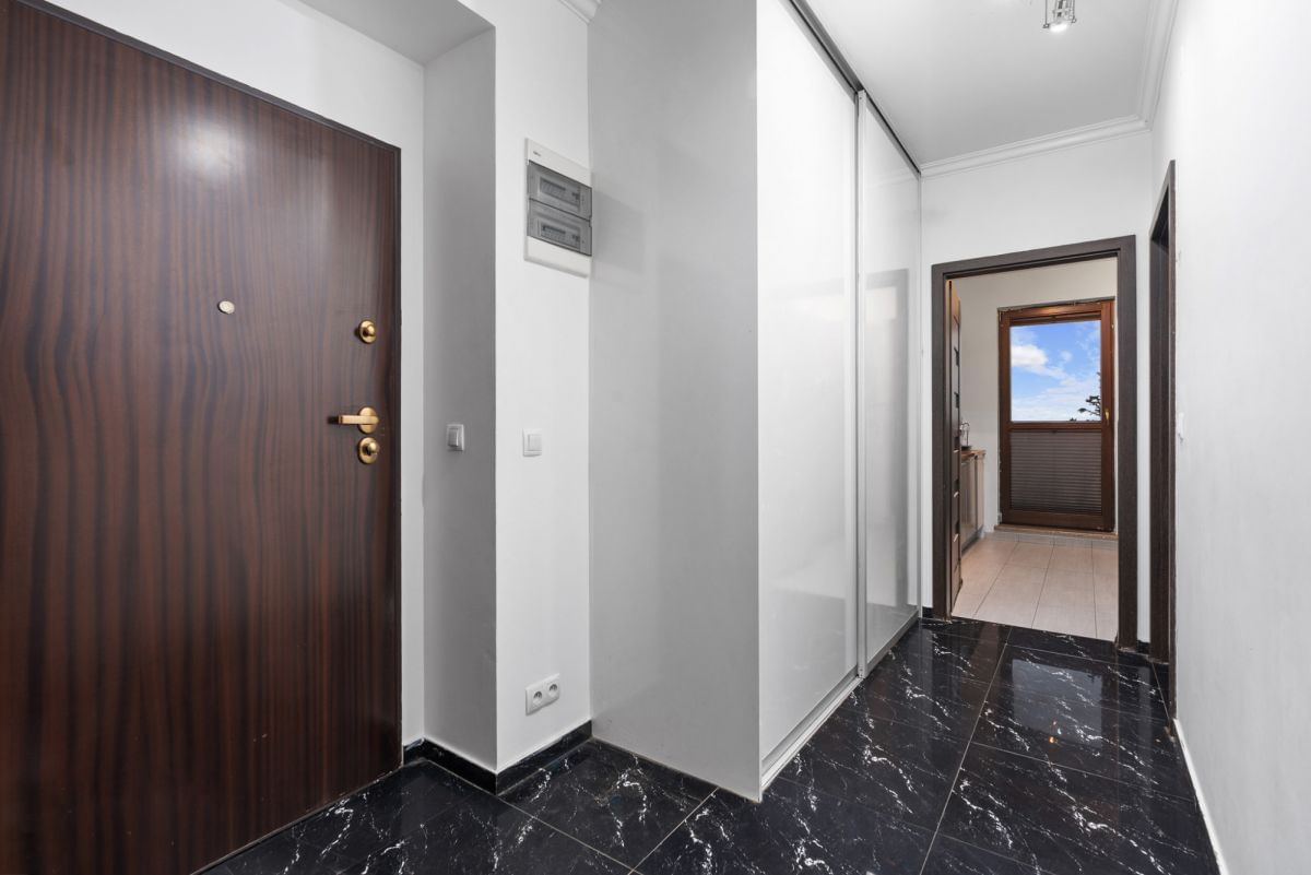 Mieszkanie 3 pokojowe na Sprzedaż