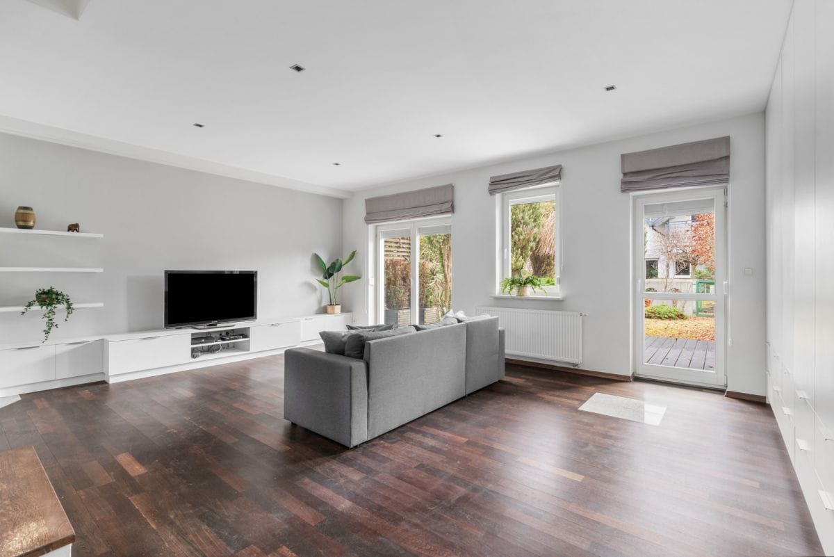 Dom 6 pokojowe na Sprzedaż