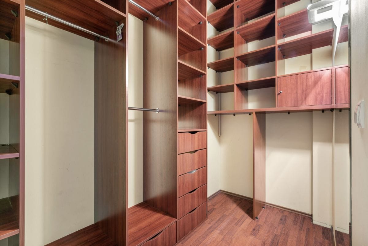 Dom 6 pokojowe na Sprzedaż