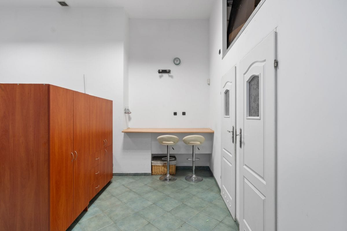 Lokal użytkowy  pokojowe na Wynajem