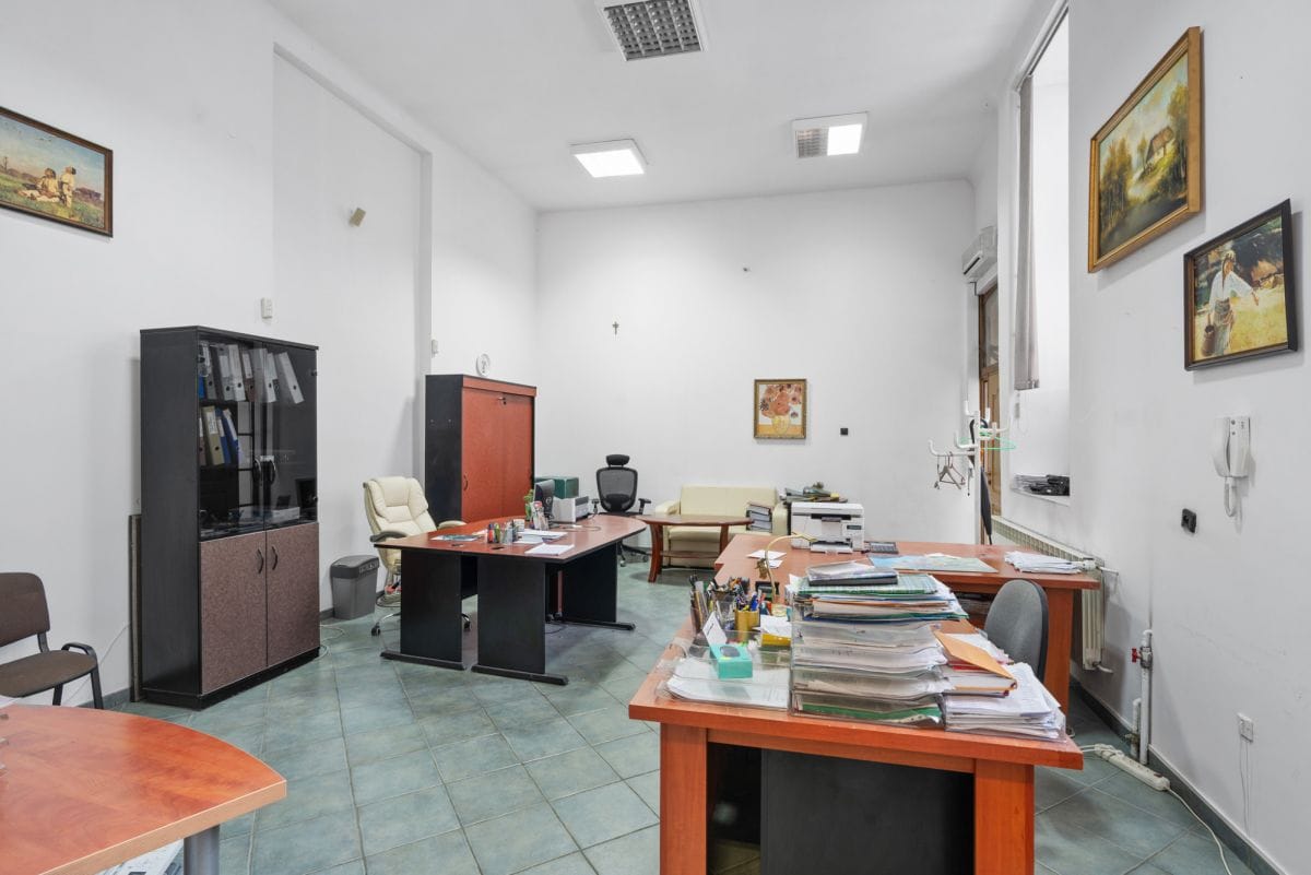 Lokal użytkowy  pokojowe na Wynajem