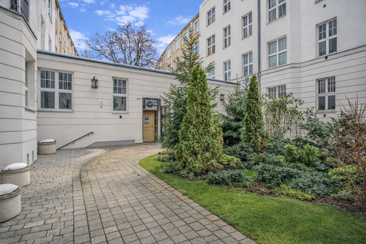 Lokal użytkowy  pokojowe na Wynajem