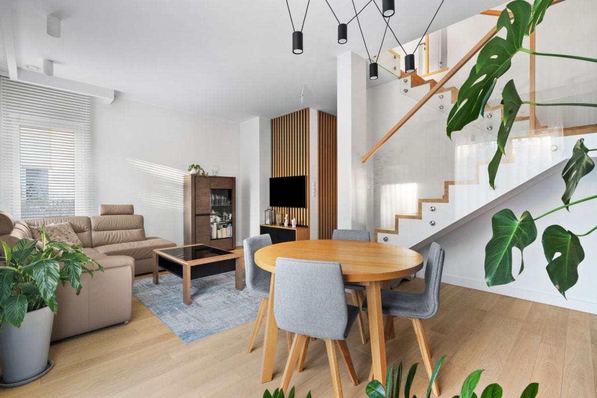 Dom 4 pokojowe na Sprzedaż