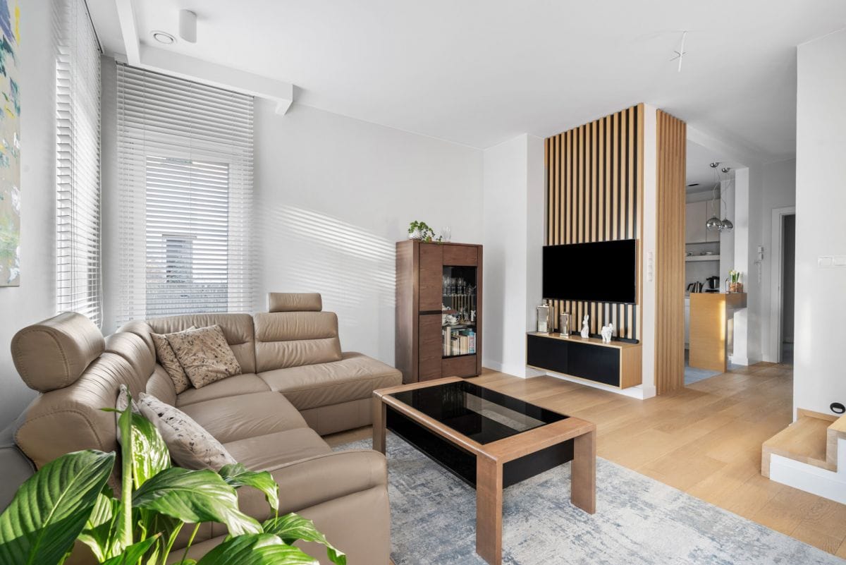 Dom 4 pokojowe na Sprzedaż