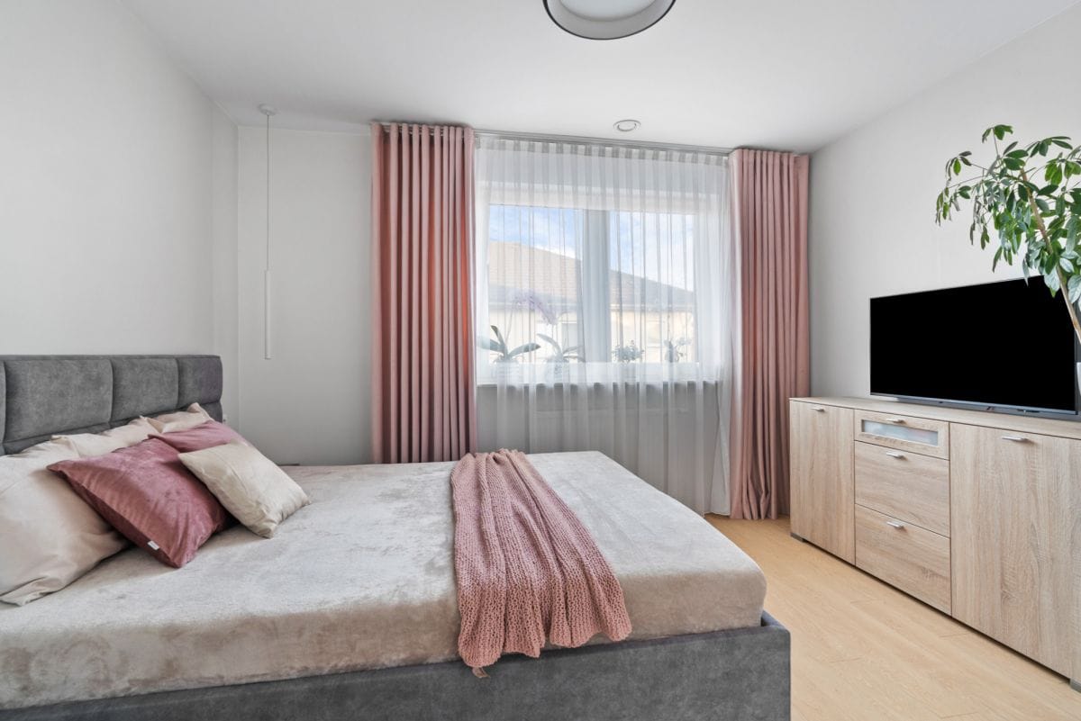 Dom 4 pokojowe na Sprzedaż