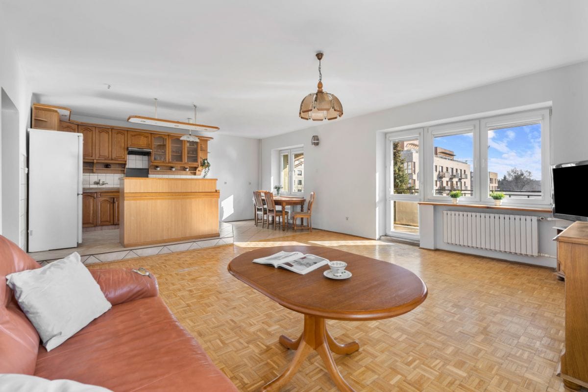 Mieszkanie 4 pokojowe na Sprzedaż