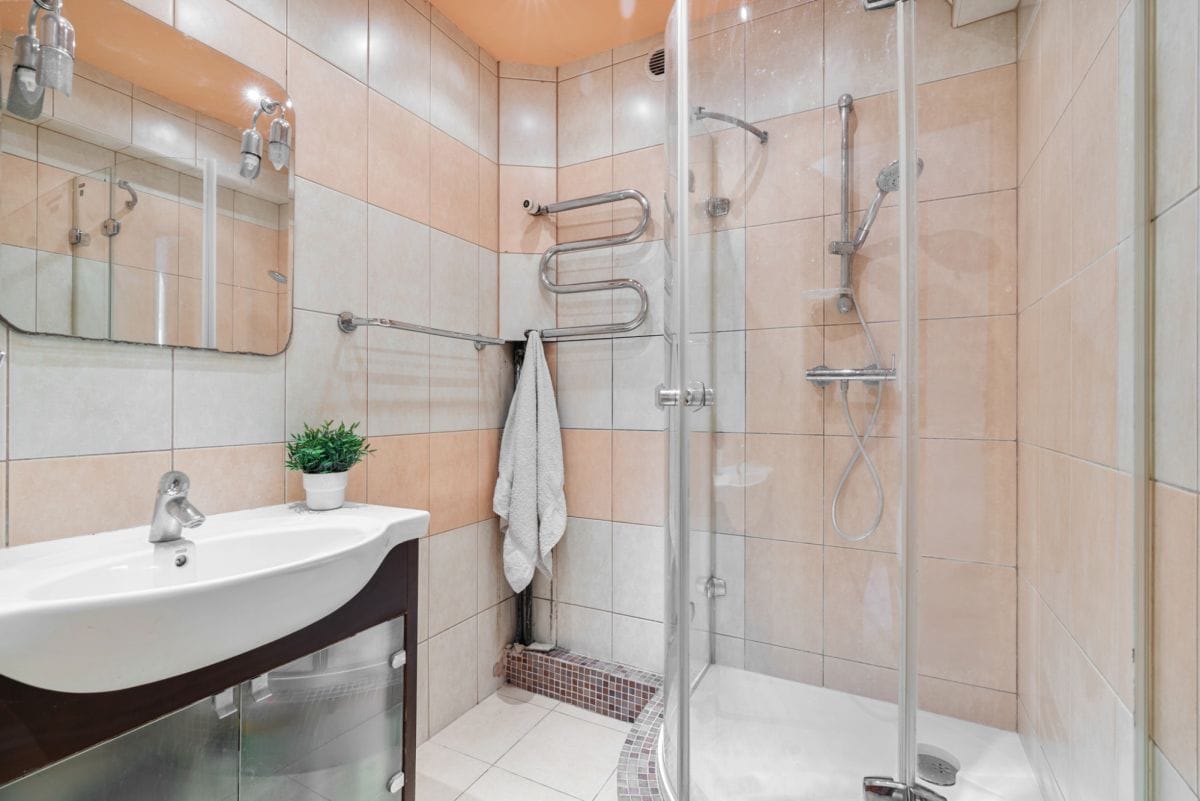 Mieszkanie 4 pokojowe na Sprzedaż