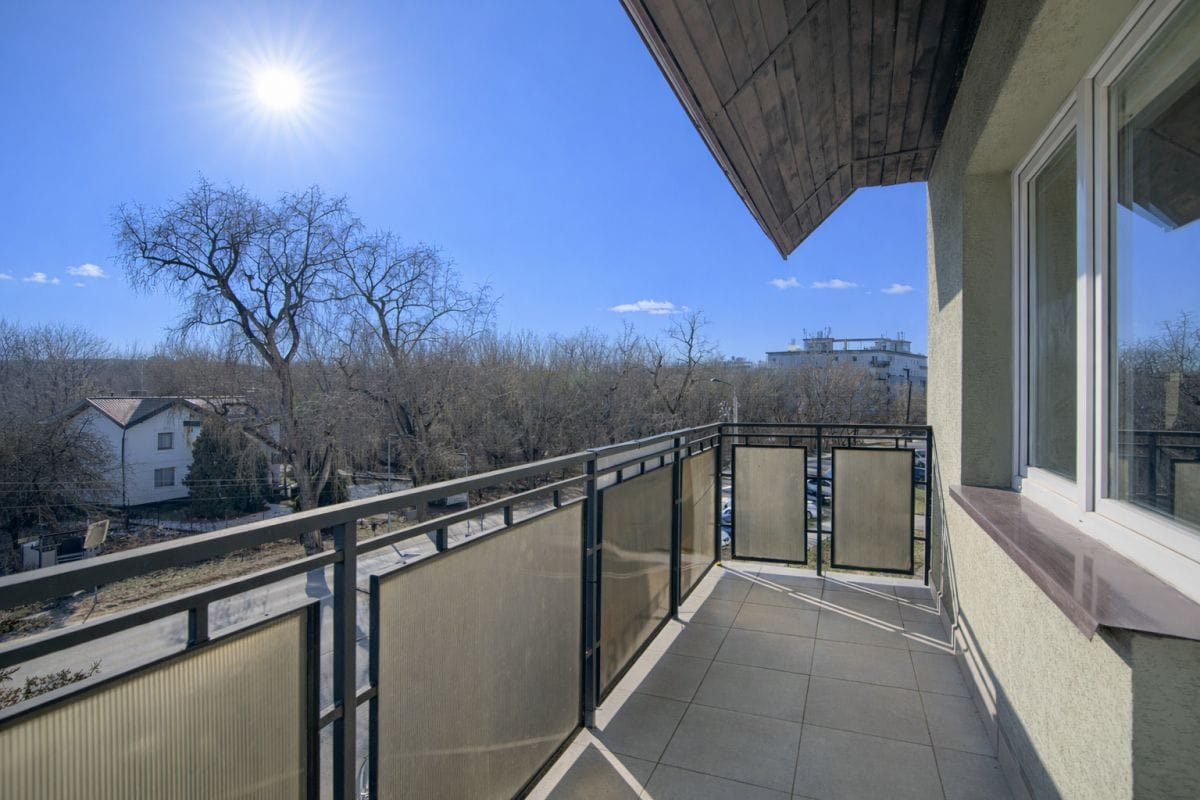 Mieszkanie 4 pokojowe na Sprzedaż