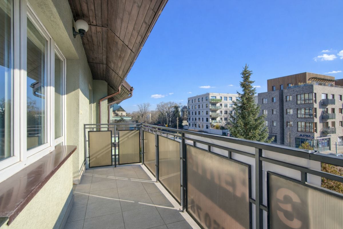 Mieszkanie 4 pokojowe na Sprzedaż