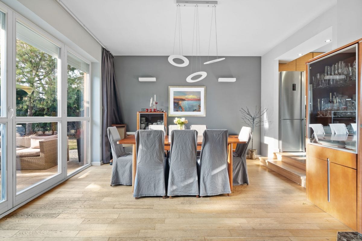 Dom 5 pokojowe na Sprzedaż