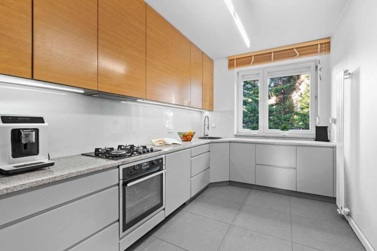 Dom 5 pokojowe na Sprzedaż