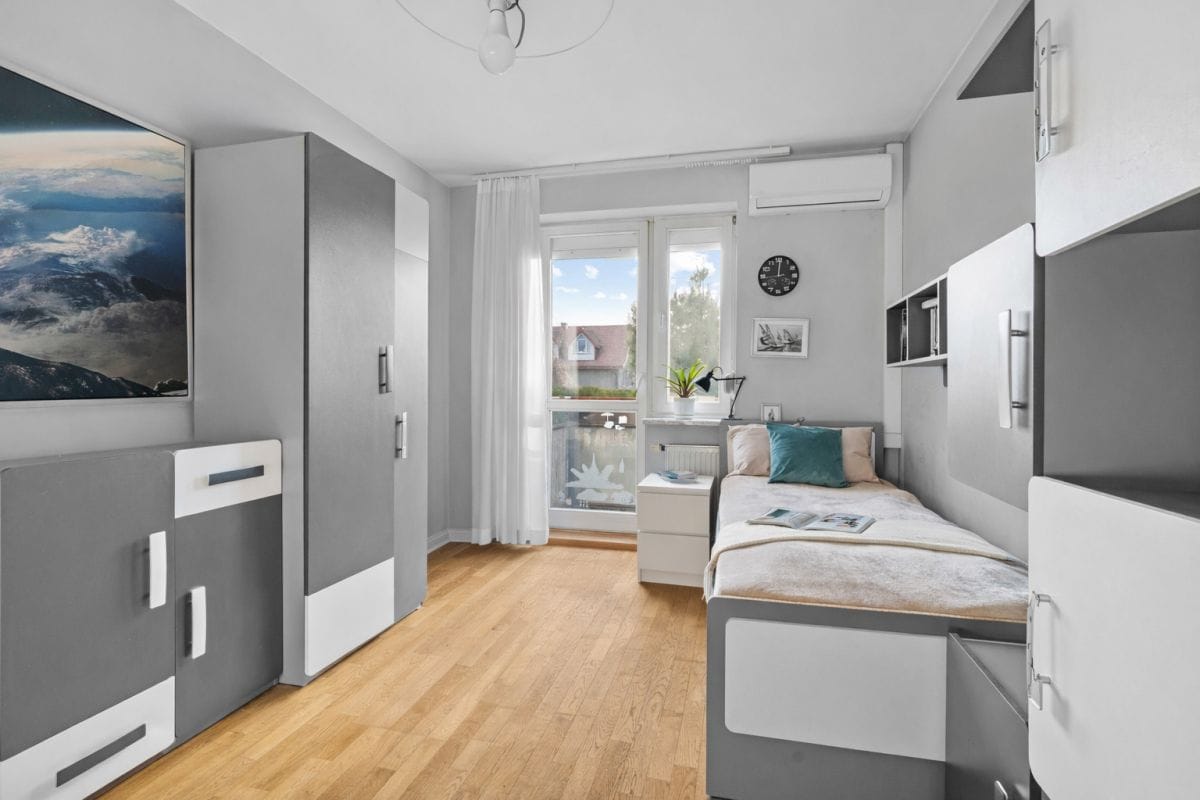 Dom 5 pokojowe na Sprzedaż