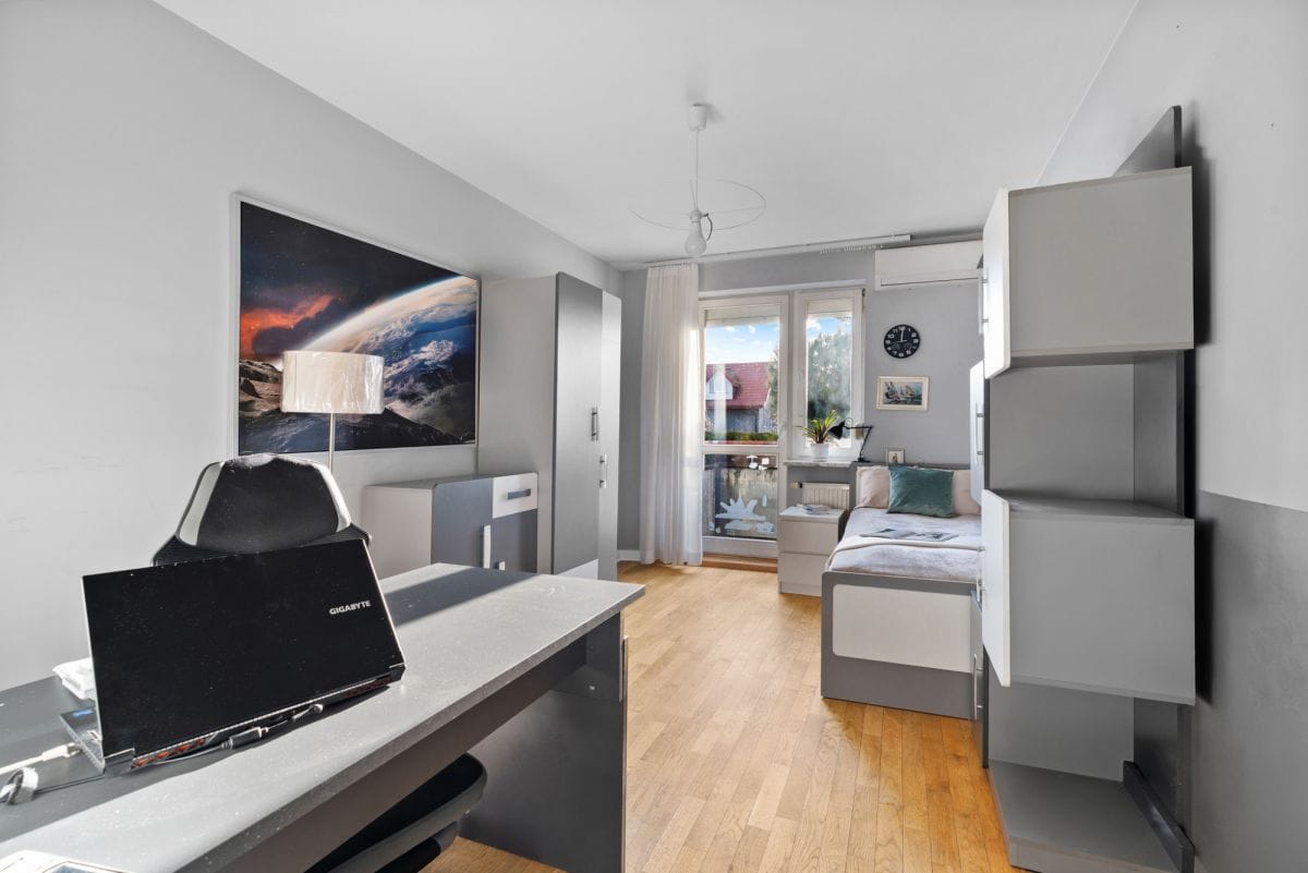 Dom 5 pokojowe na Sprzedaż