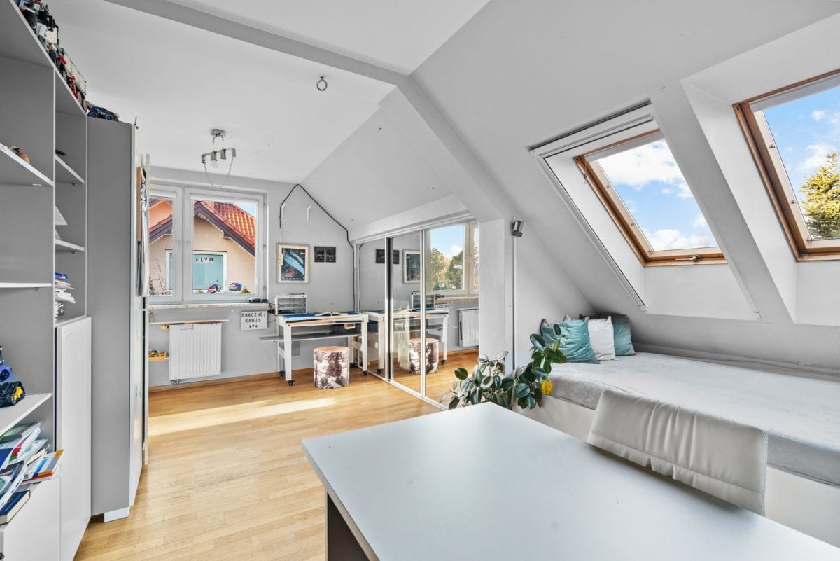 Dom 5 pokojowe na Sprzedaż