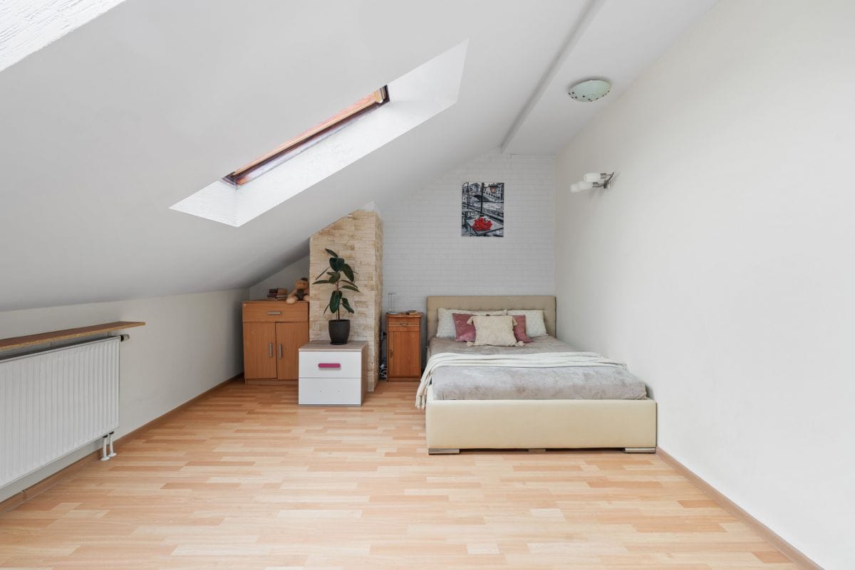 Mieszkanie 5 pokojowe na Sprzedaż