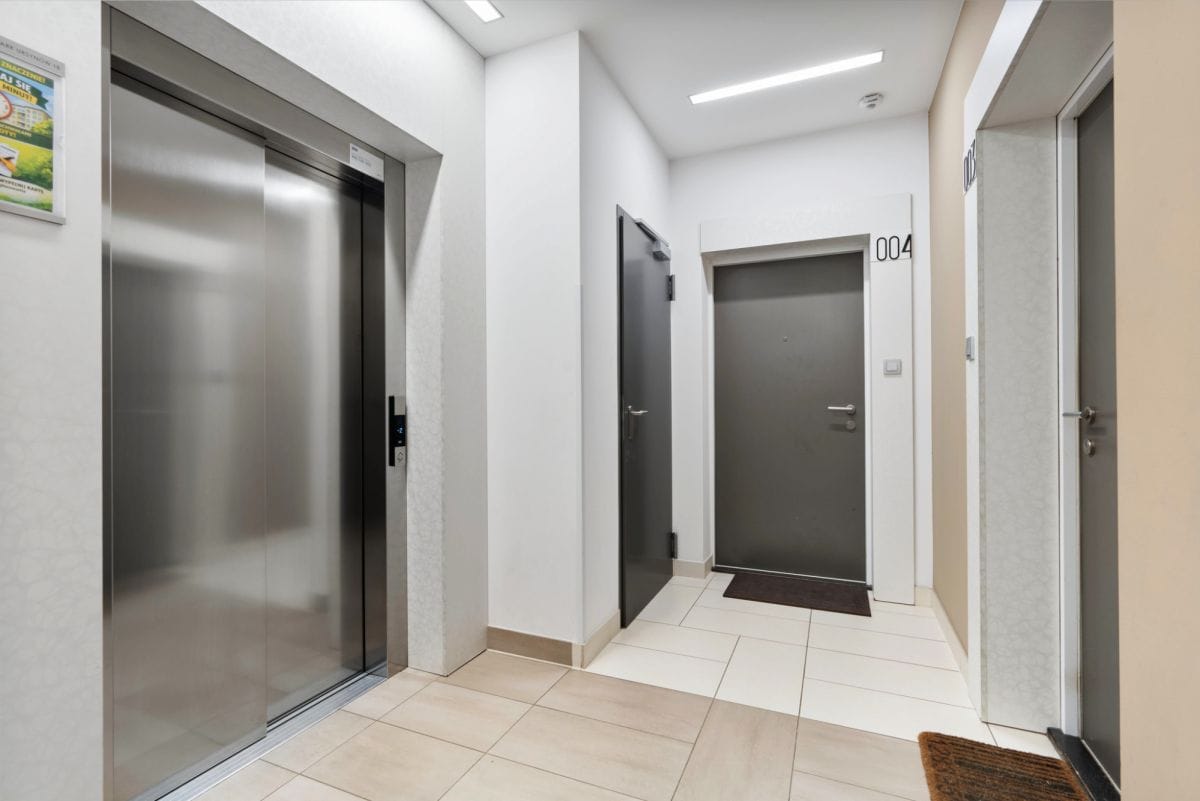 Mieszkanie 4 pokojowe na Sprzedaż