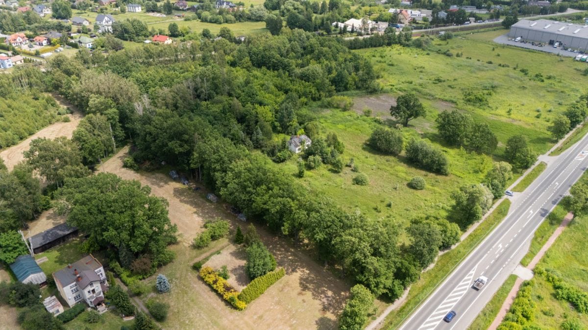 Działka  pokojowe na Sprzedaż
