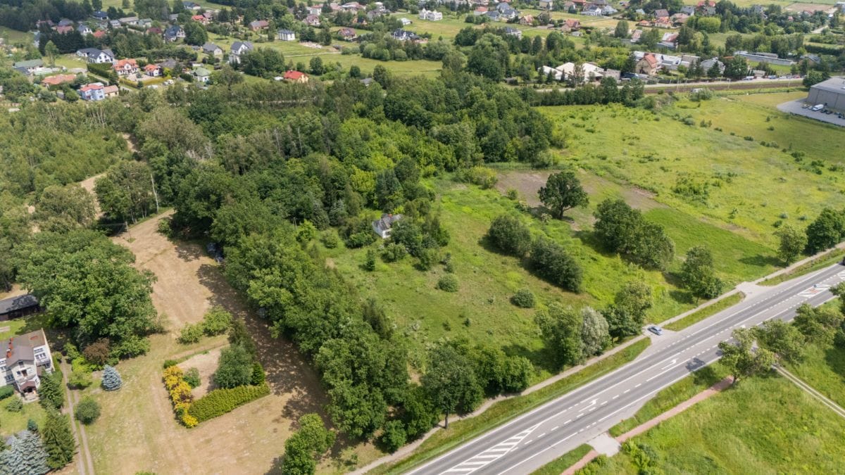 Działka  pokojowe na Sprzedaż