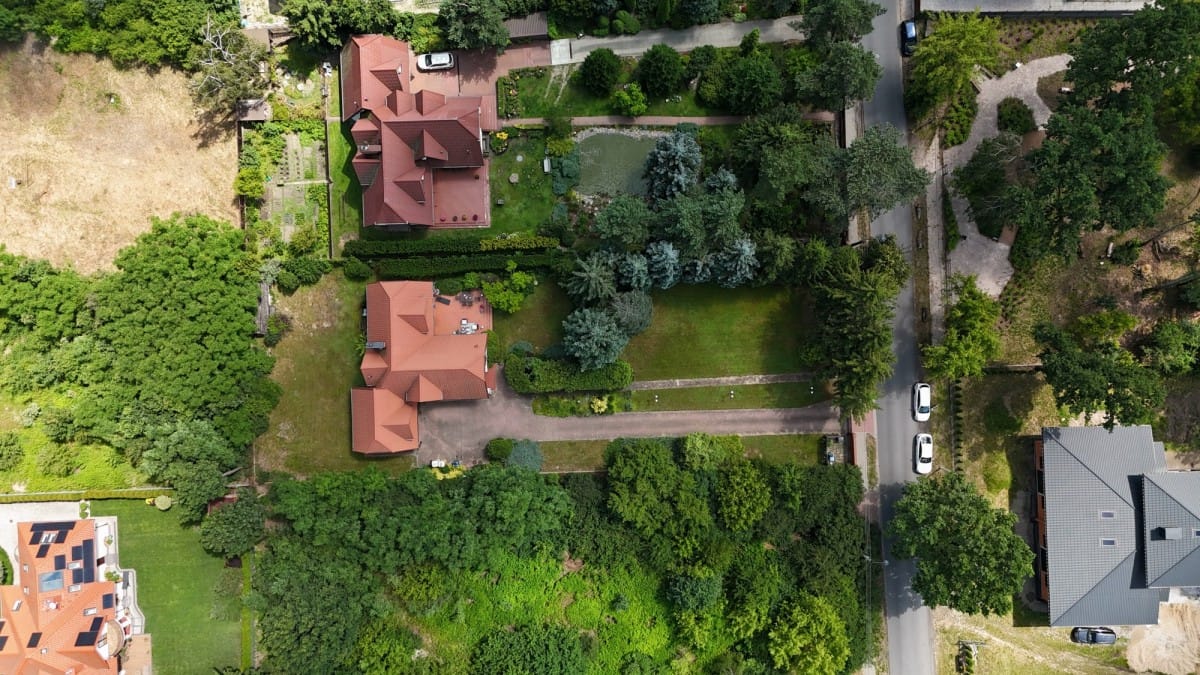 Działka  pokojowe na Sprzedaż