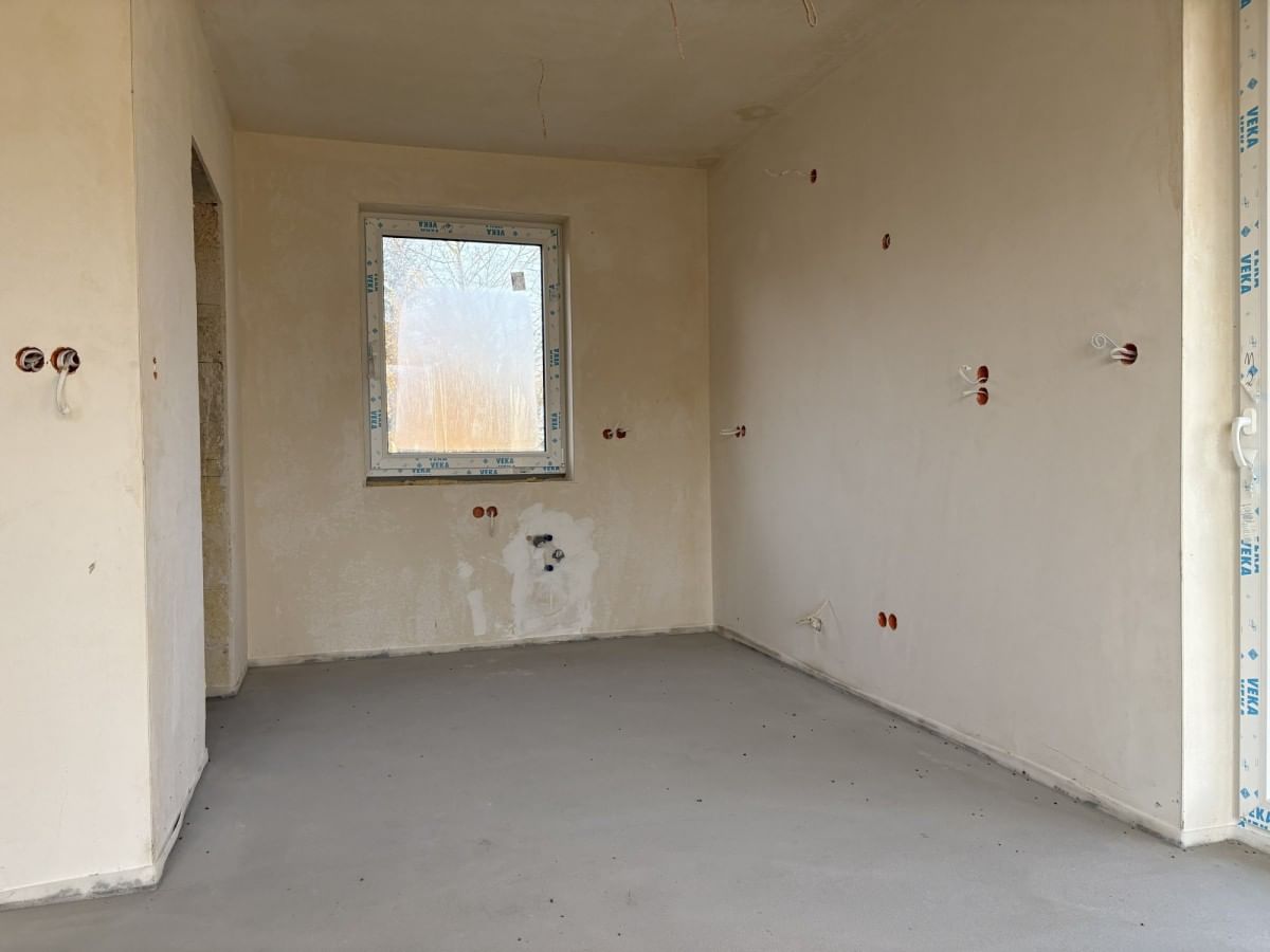 Dom 5 pokojowe na Sprzedaż