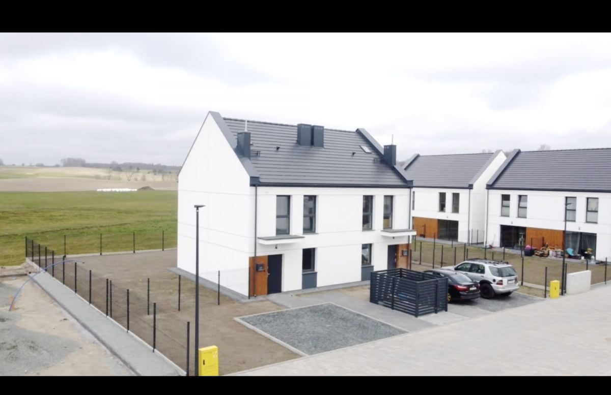 Dom 5 pokojowe na Sprzedaż