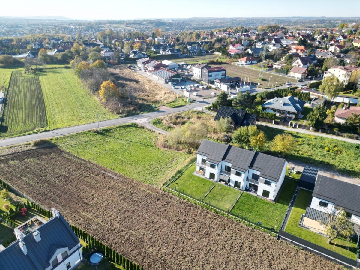 Działka  pokojowe na Sprzedaż