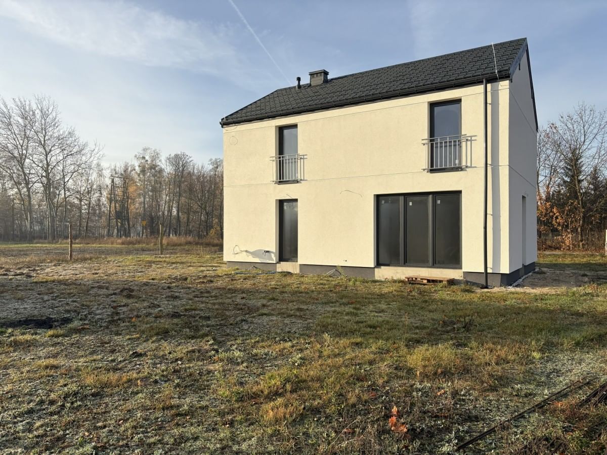 Dom 5 pokojowe na Sprzedaż