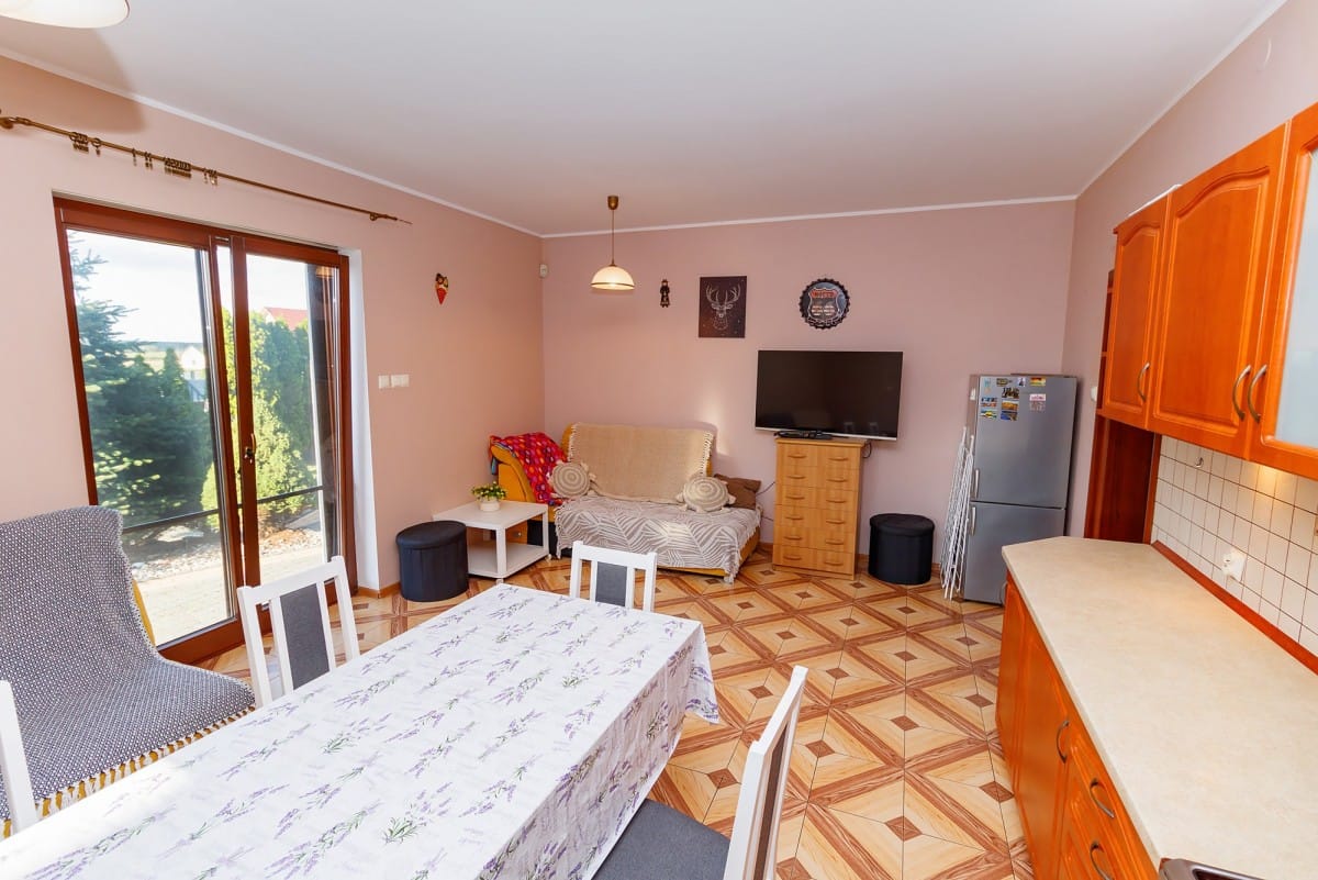 Dom 6 pokojowe na Sprzedaż