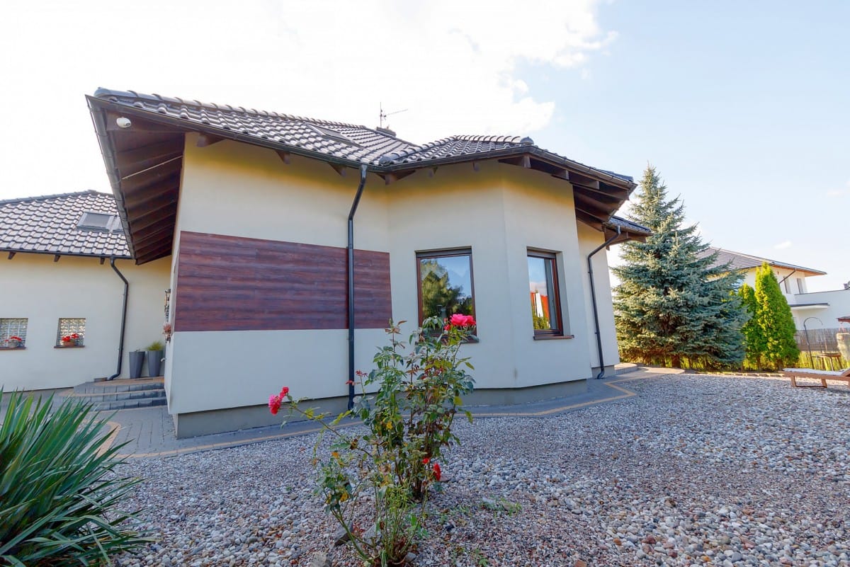 Dom 6 pokojowe na Sprzedaż