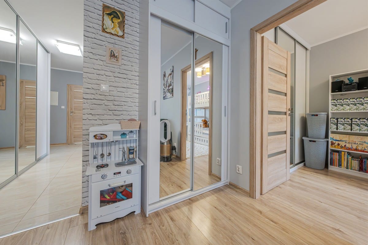 Mieszkanie 3 pokojowe na Sprzedaż