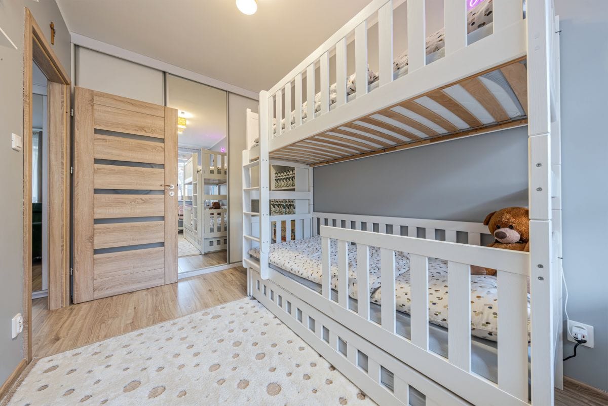 Mieszkanie 3 pokojowe na Sprzedaż