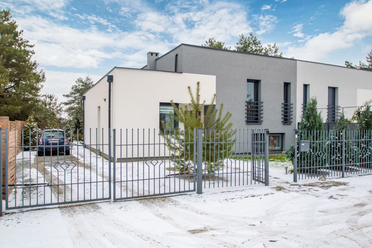 Dom 4 pokojowe na Sprzedaż