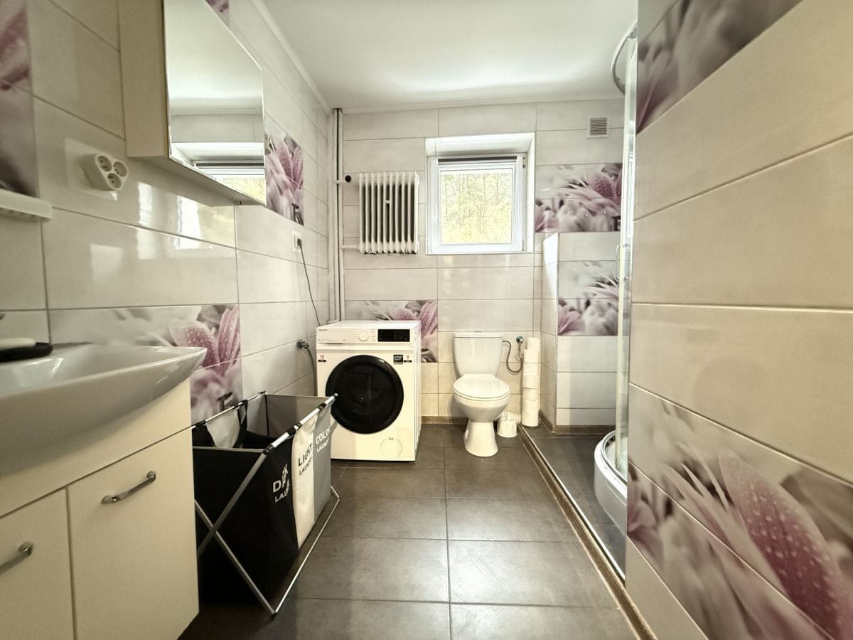 Dom 7 pokojowe na Sprzedaż